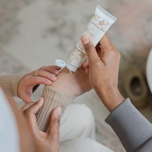 Hand Crème met Dode Zeezout & Oudh geur